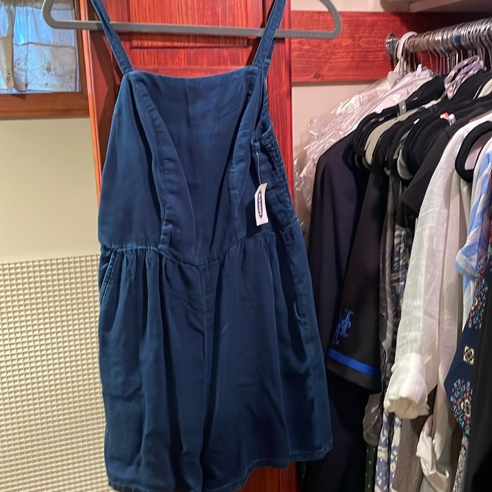 Women’s dress